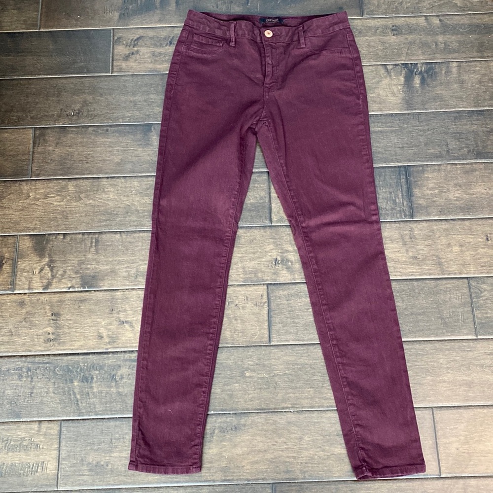 ❤️3/$30 Refuge Maroon Jean Leggings